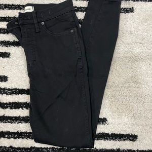 Madewell 10” High Rise Black Skinny Jeans - 27
